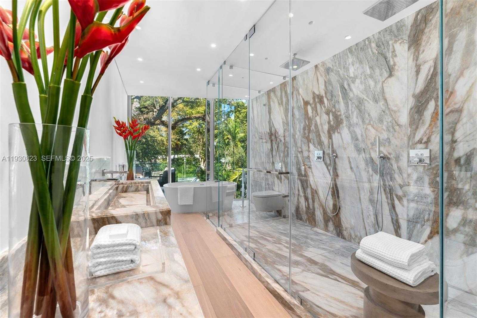 Small Image of 1616 ONAWAY DR, Miami Number 56