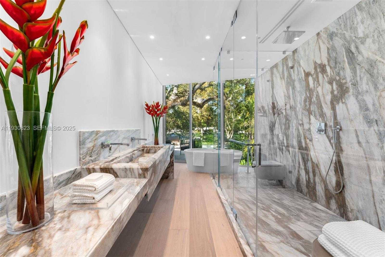 Small Image of 1616 ONAWAY DR, Miami Number 57