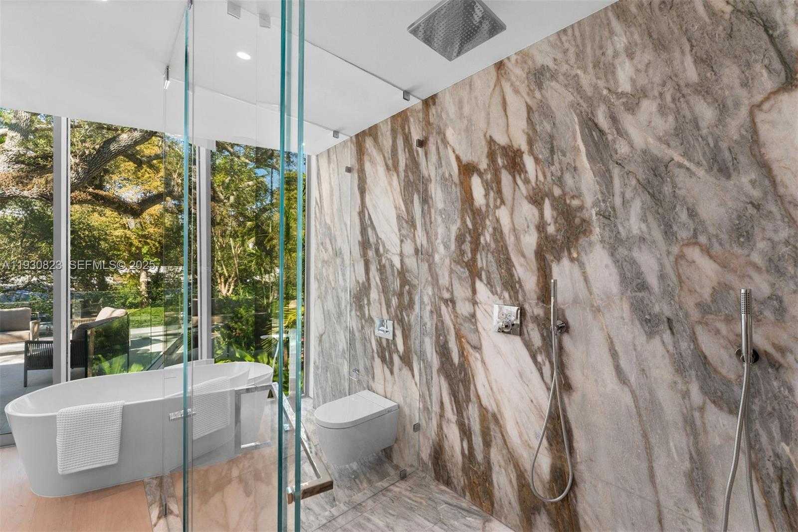 Small Image of 1616 ONAWAY DR, Miami Number 60