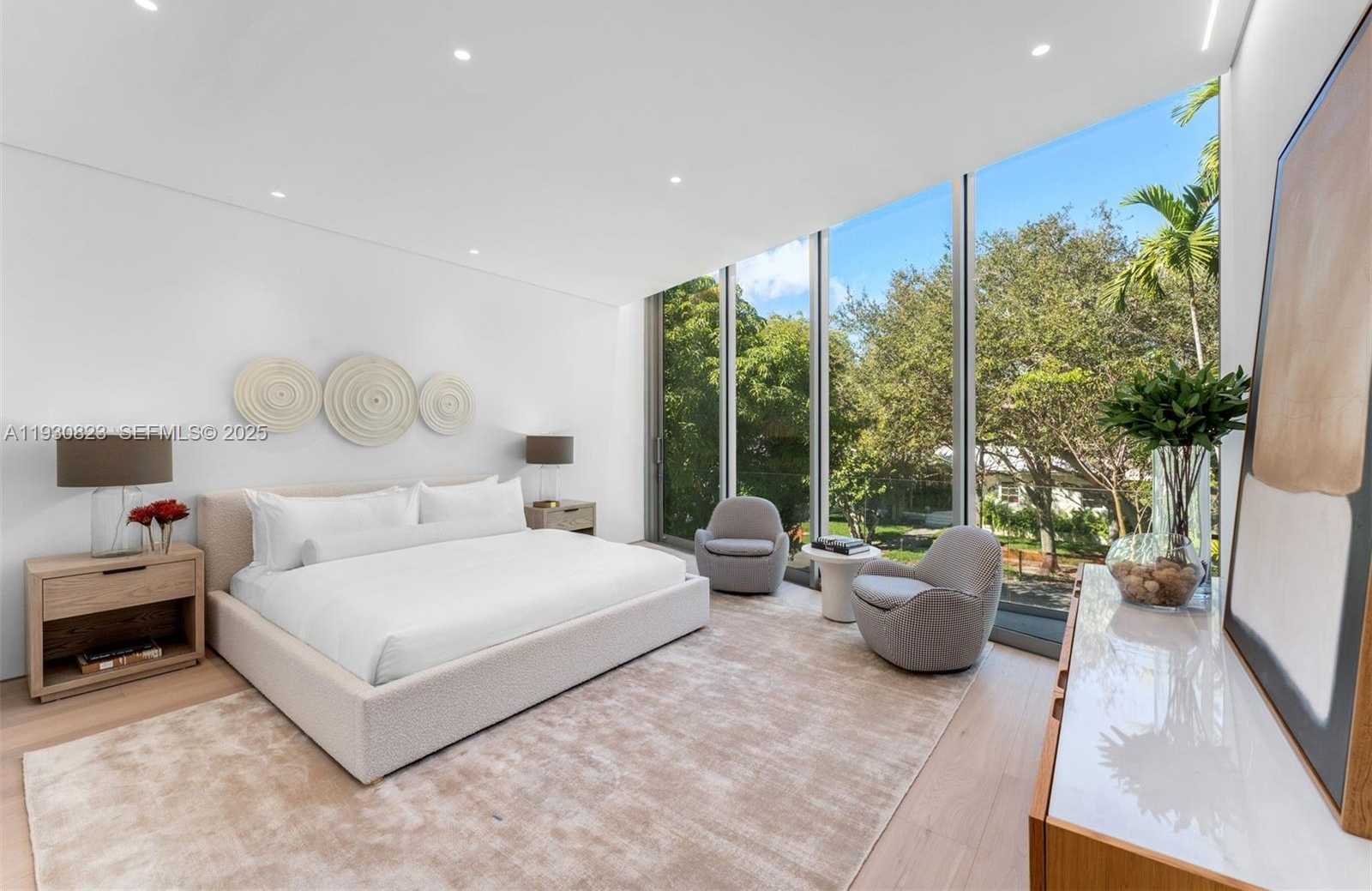 Small Image of 1616 ONAWAY DR, Miami Number 72