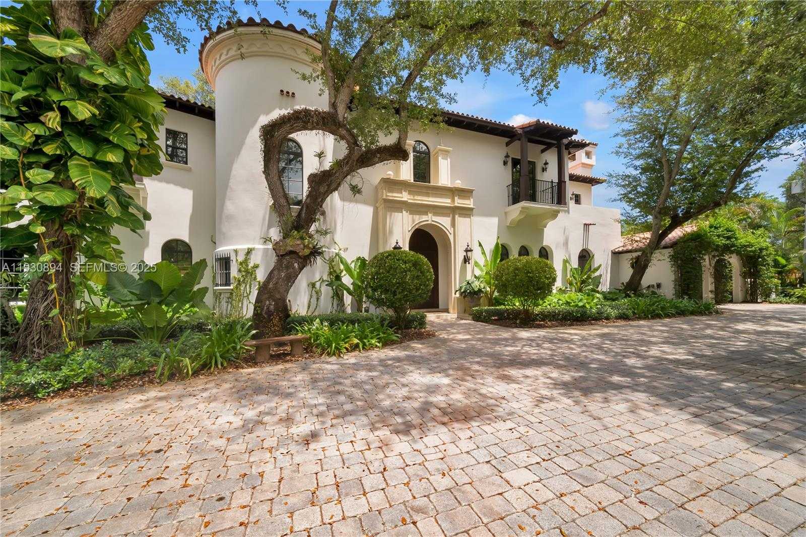 Small Image of 8301 SOUTH WEST 53RD AVE, Miami Number 2