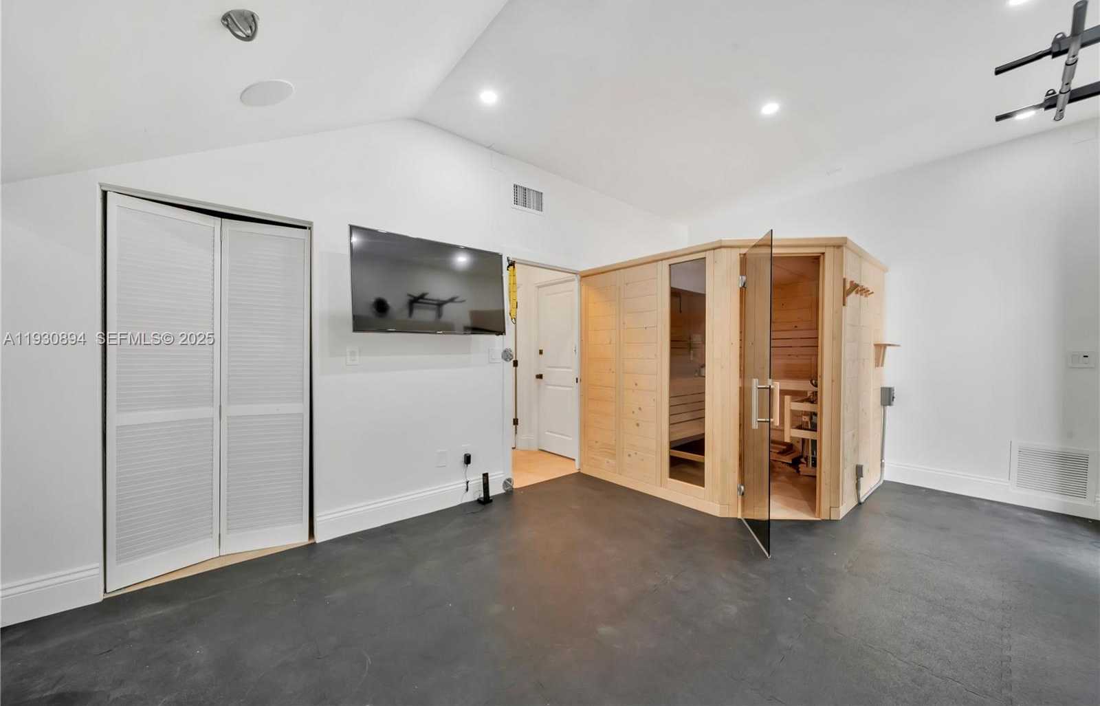 Small Image of 8301 SOUTH WEST 53RD AVE, Miami Number 74