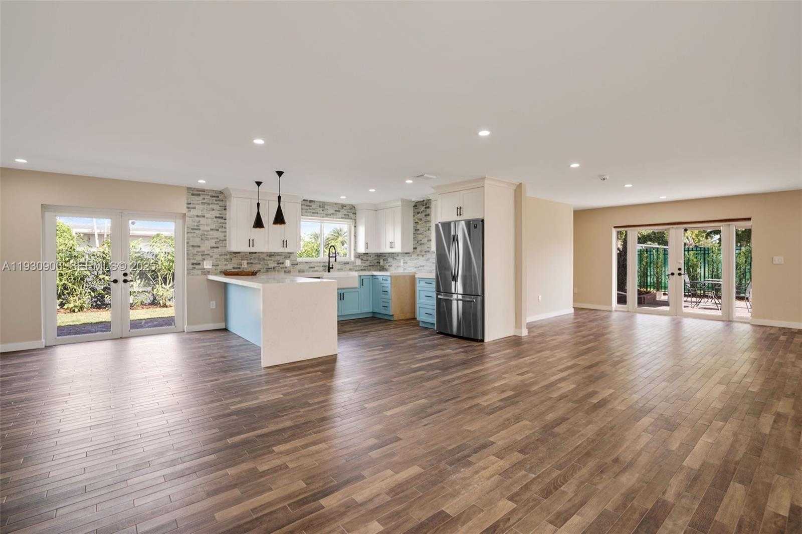 Small Image of 6701 SOUTH WEST 49TH TER, Miami Number 9