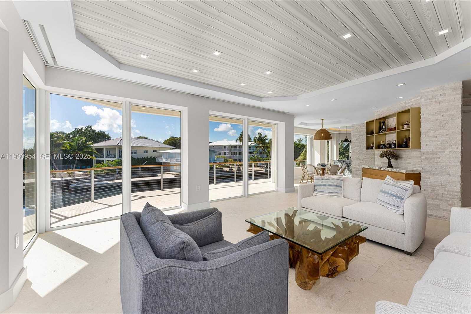 Small Image of 180 POMPANO DR, Key Largo Number 16