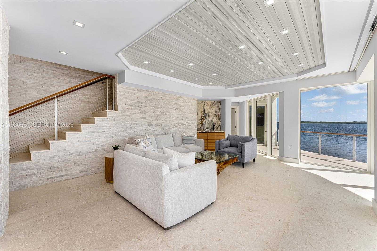 Small Image of 180 POMPANO DR, Key Largo Number 17