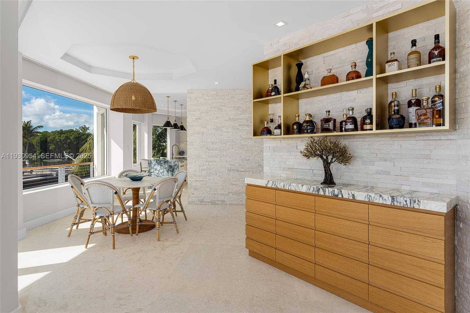 Small Image of 180 POMPANO DR, Key Largo Number 19