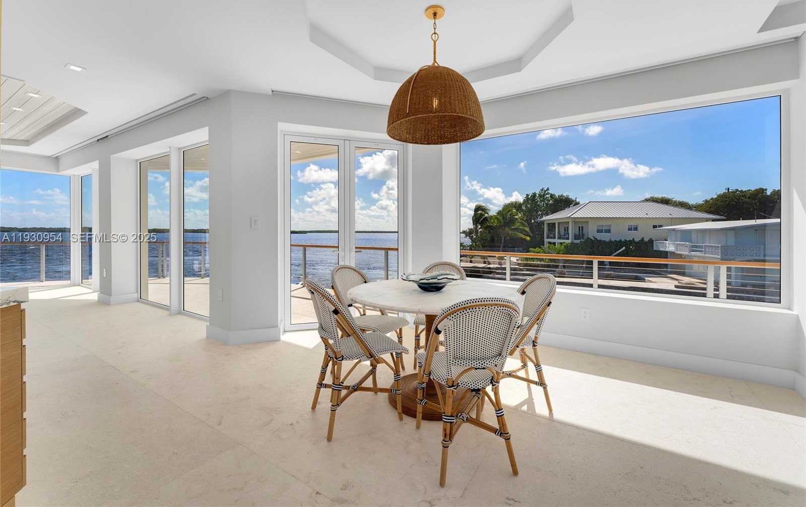 Small Image of 180 POMPANO DR, Key Largo Number 22