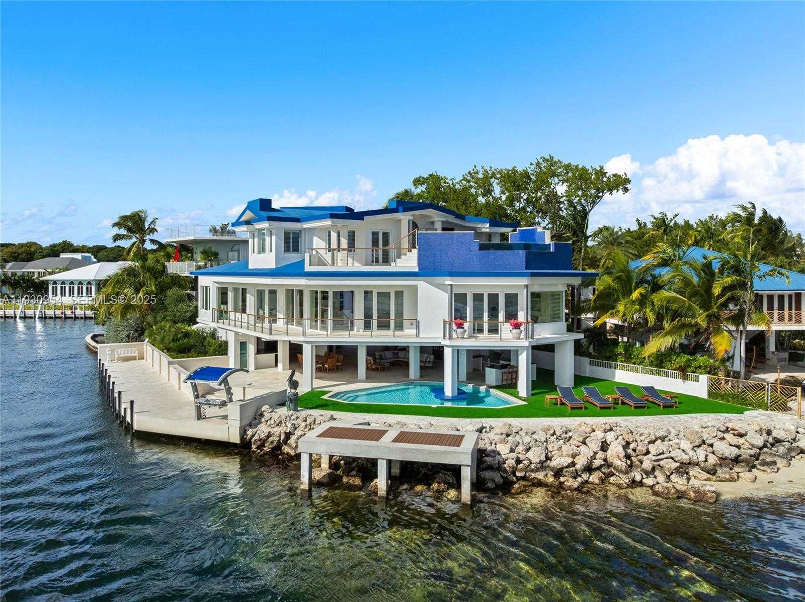 Small Image of 180 POMPANO DR, Key Largo Number 3