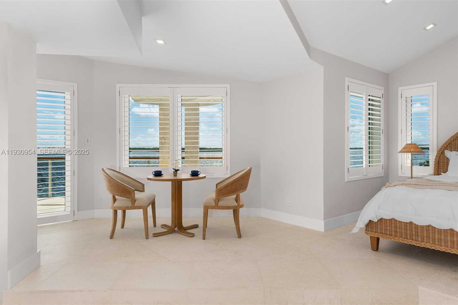 Small Image of 180 POMPANO DR, Key Largo Number 31