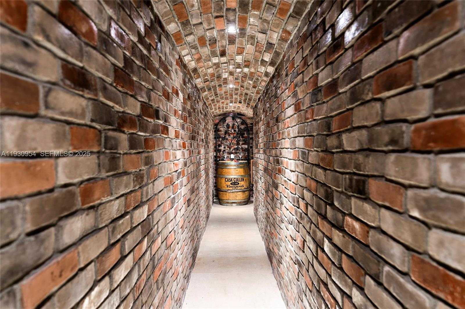 Small Image of 180 POMPANO DR, Key Largo Number 53