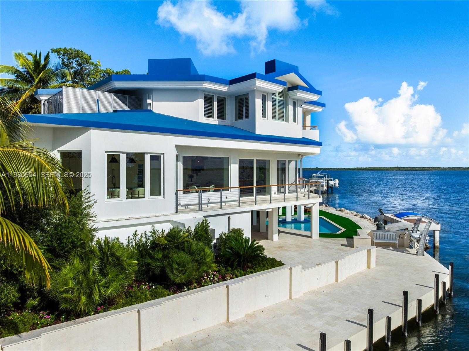 Small Image of 180 POMPANO DR, Key Largo Number 60