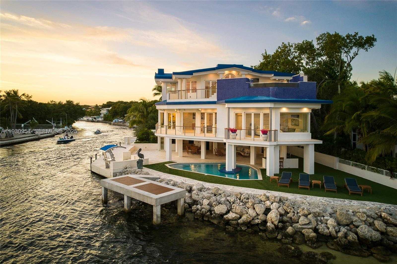 Small Image of 180 POMPANO DR, Key Largo Number 70