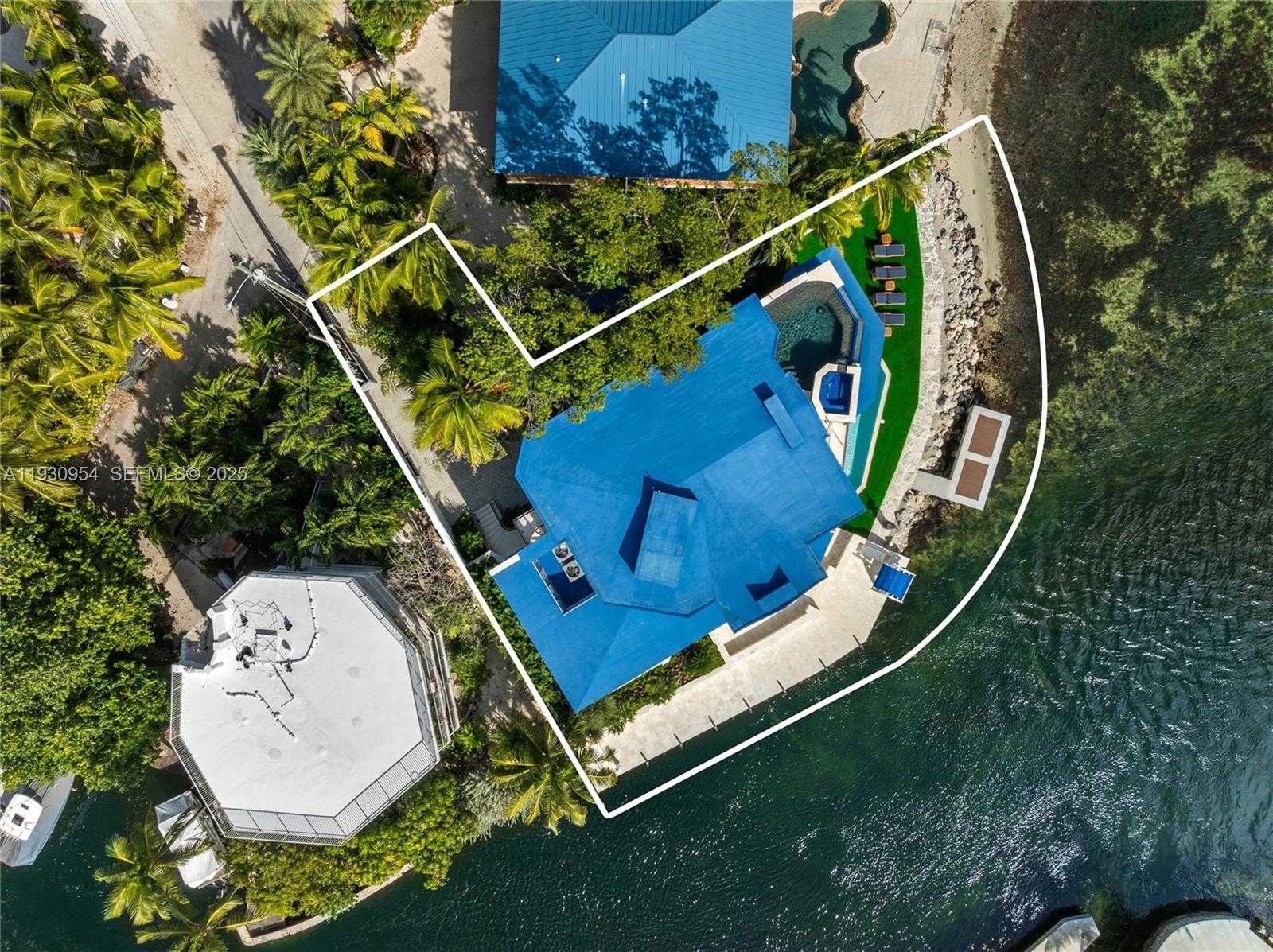 Small Image of 180 POMPANO DR, Key Largo Number 72