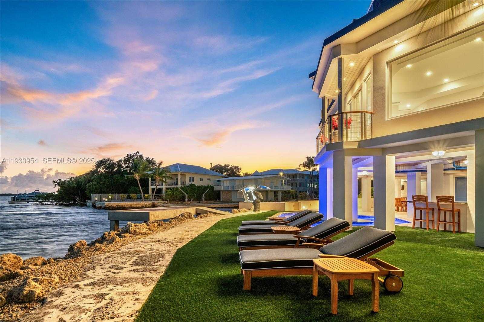 Small Image of 180 POMPANO DR, Key Largo Number 8