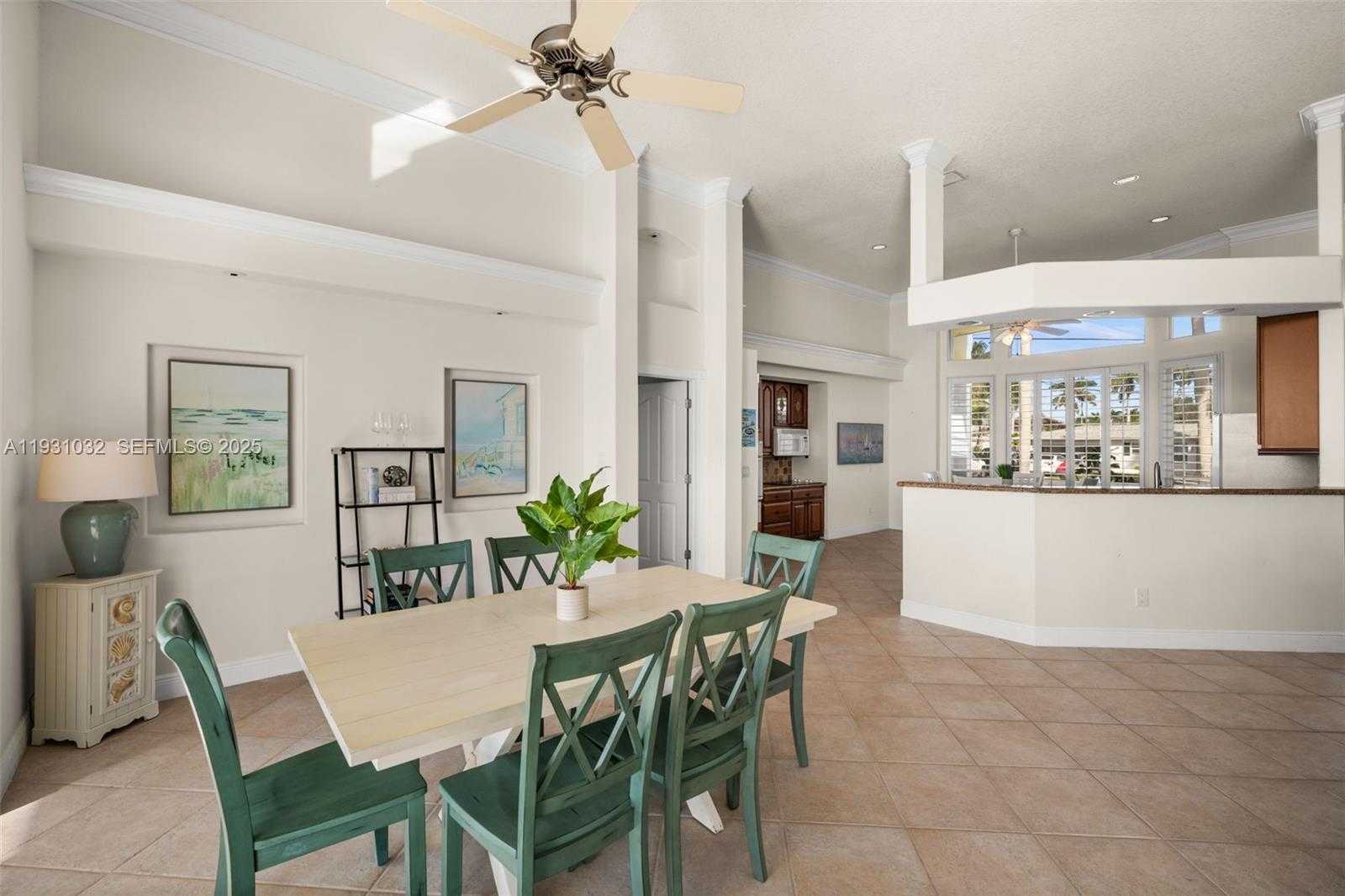 Small Image of 264 BAYSHORE DR, Cape Coral Number 16