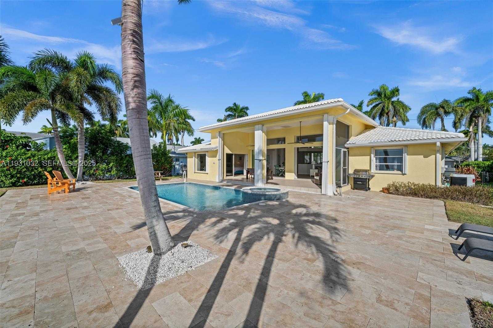 Small Image of 264 BAYSHORE DR, Cape Coral Number 33