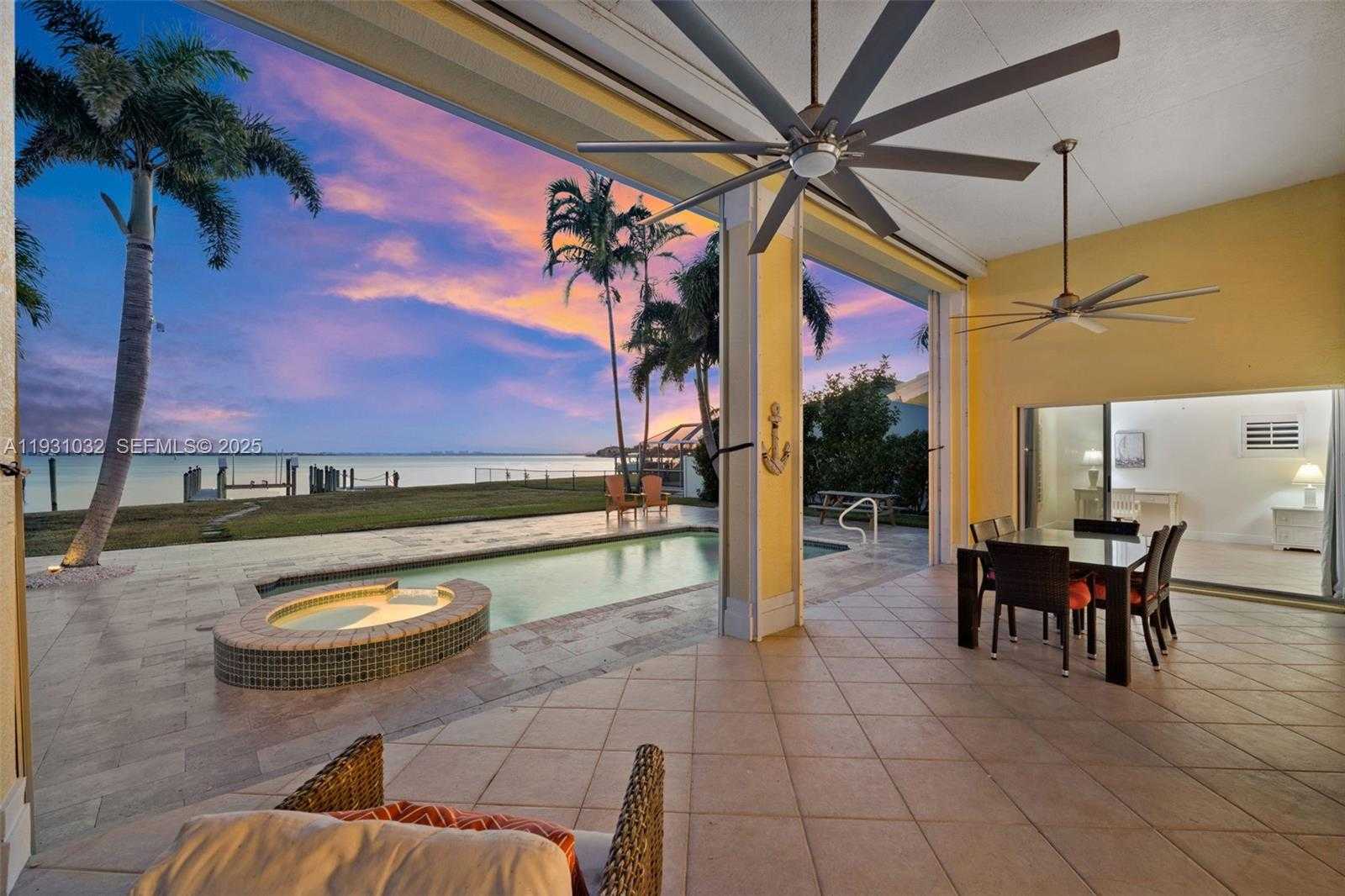 Small Image of 264 BAYSHORE DR, Cape Coral Number 45