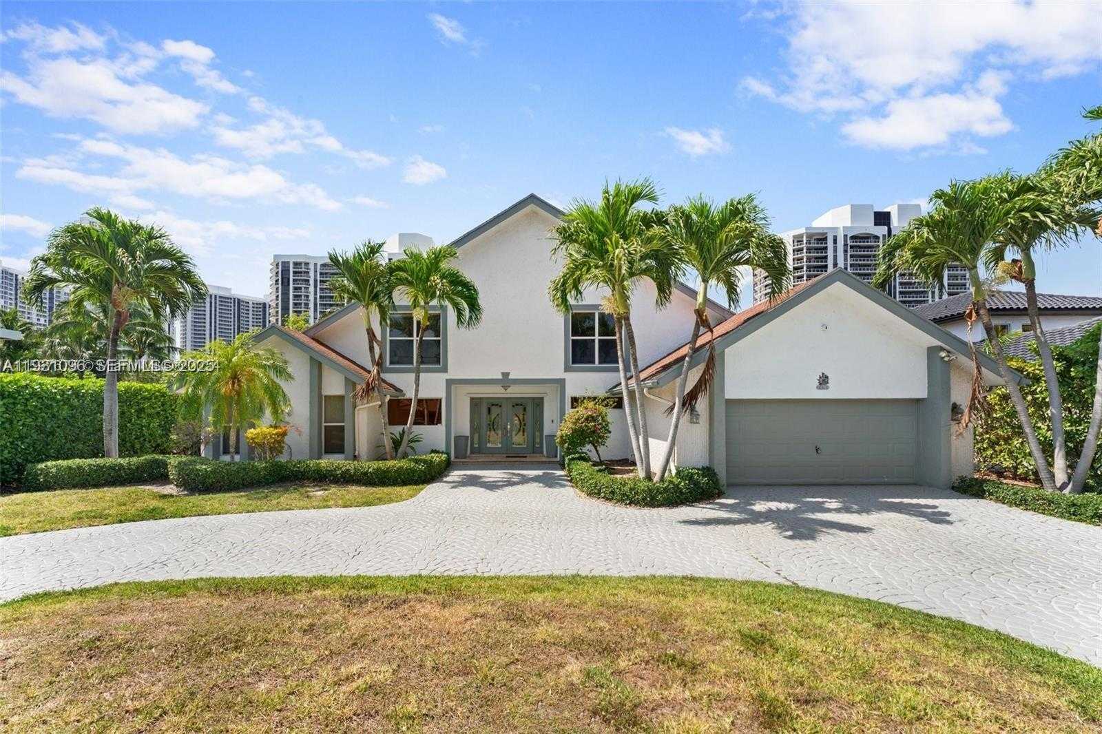 Small Image of 413 HOLIDAY, Hallandale Beach Number 45