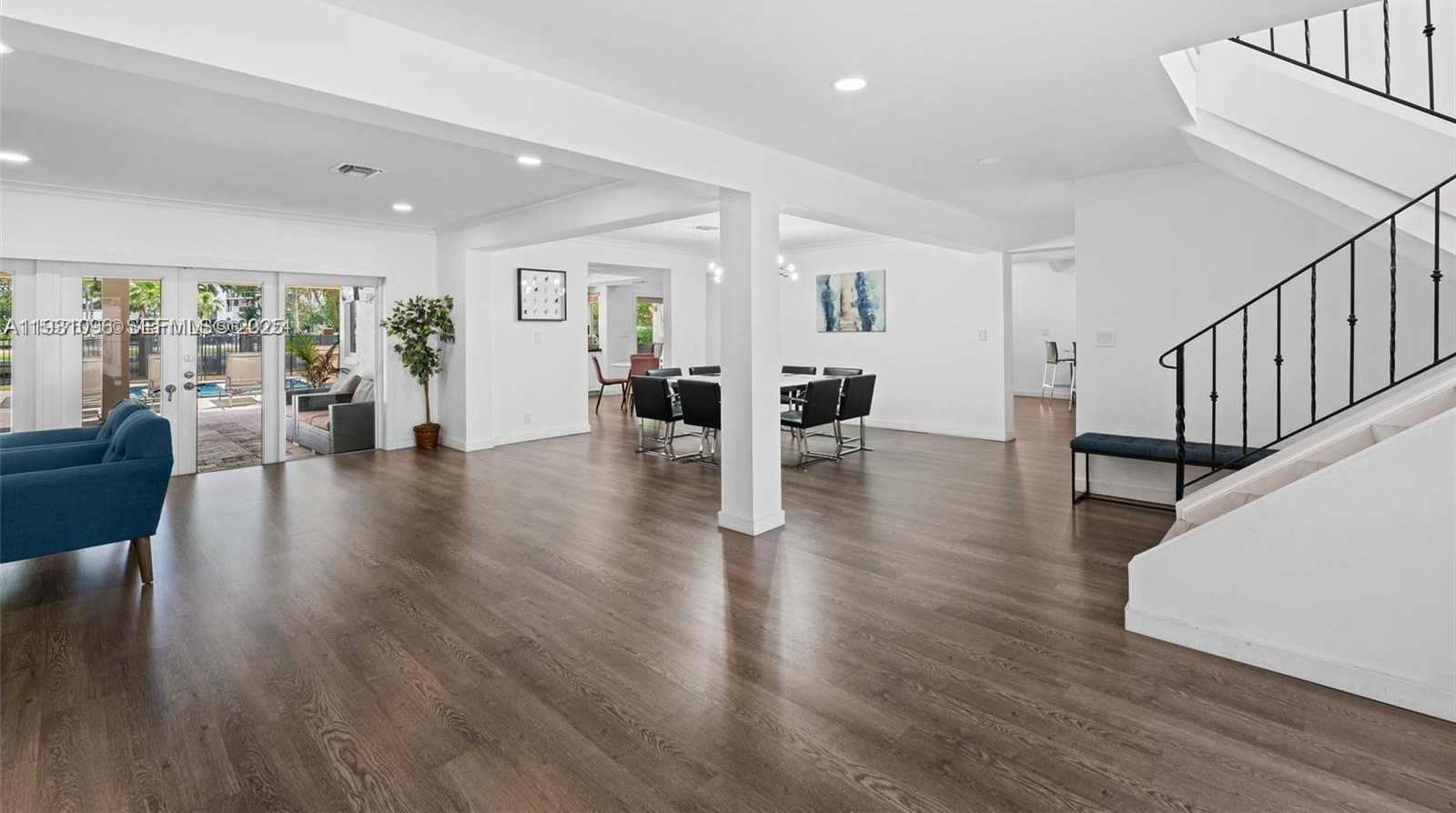 Small Image of 413 HOLIDAY, Hallandale Beach Number 6