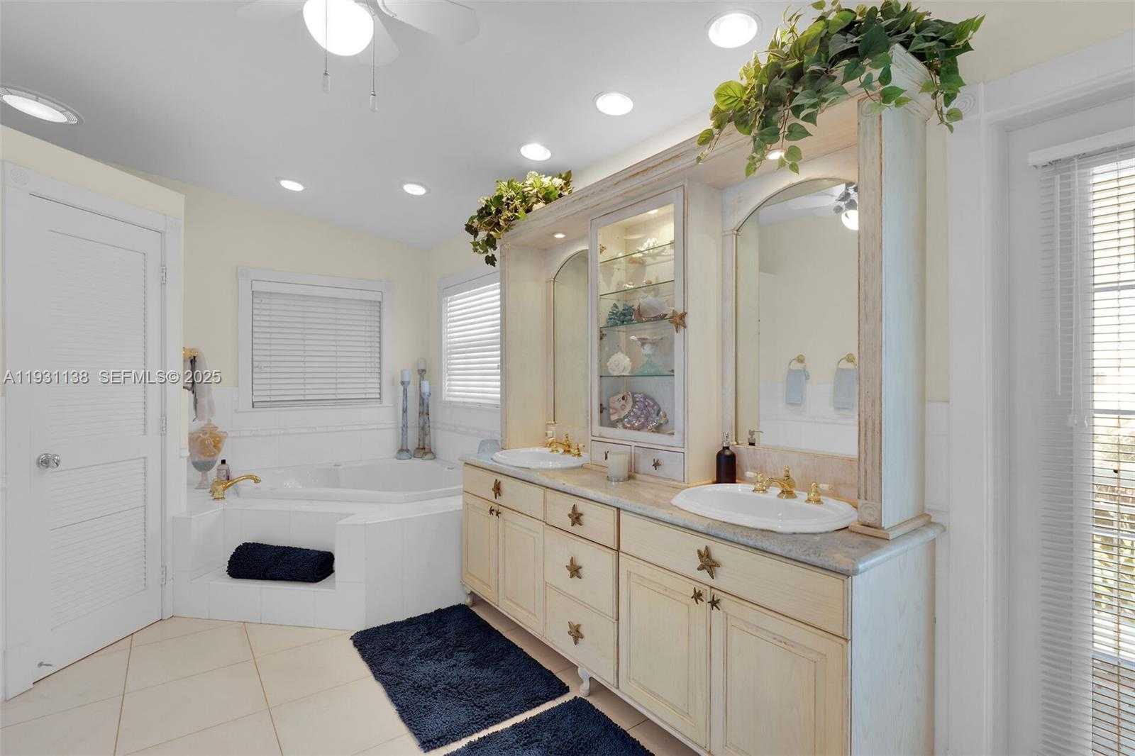 Small Image of 153 STROMBOLI DR, Islamorada Number 33