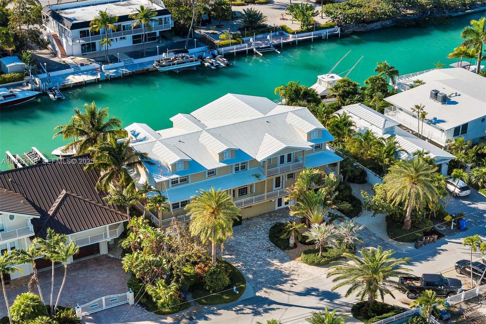 Small Image of 153 STROMBOLI DR, Islamorada Number 9