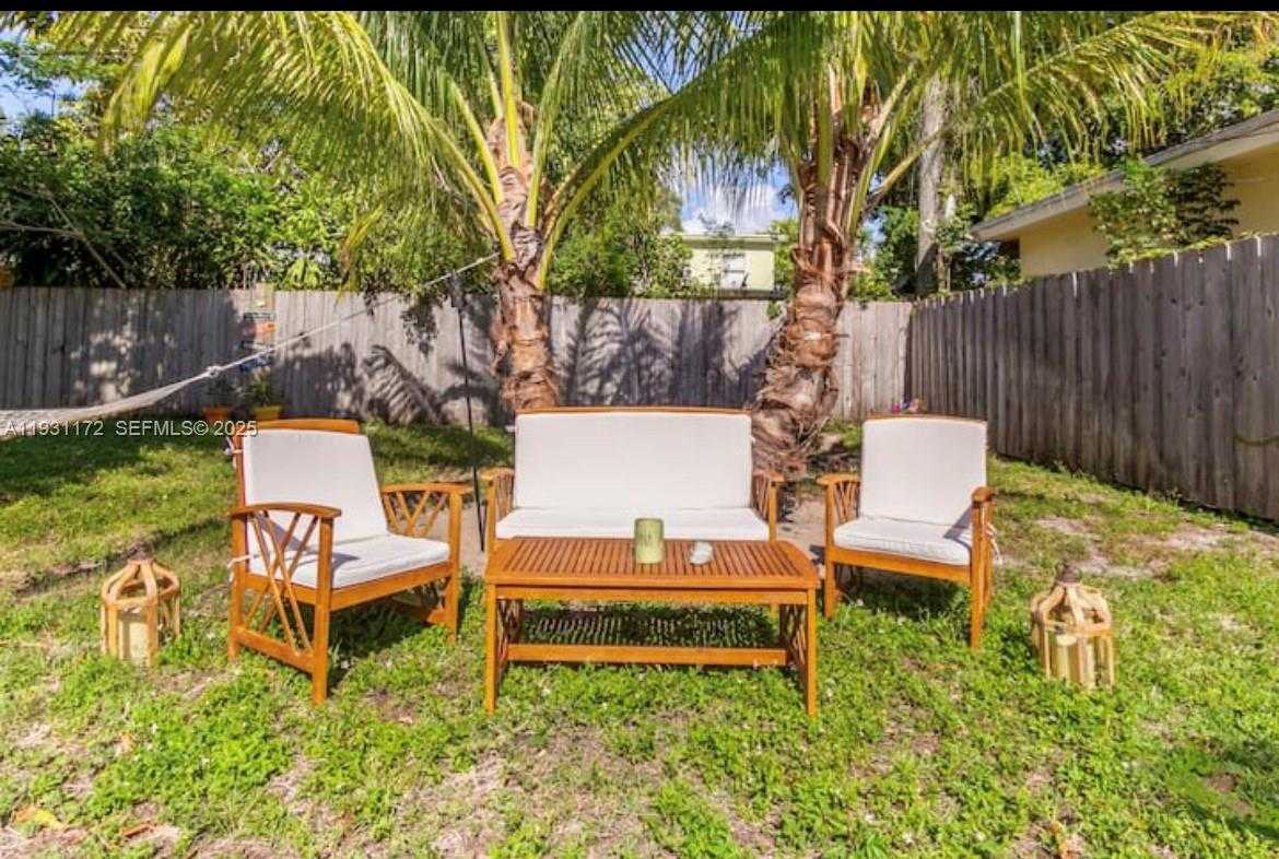 Small Image of 1243 NORTH WEST 3RD AVE, Fort Lauderdale Number 11