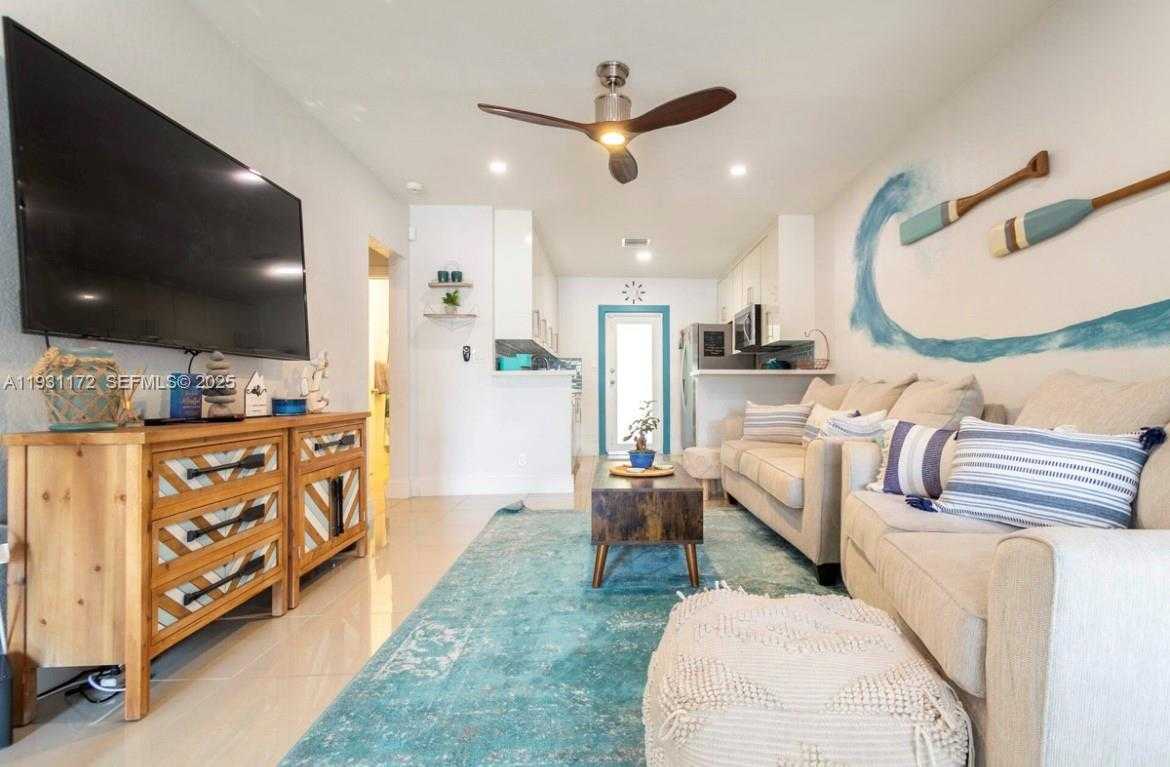 Small Image of 1243 NORTH WEST 3RD AVE, Fort Lauderdale Number 2