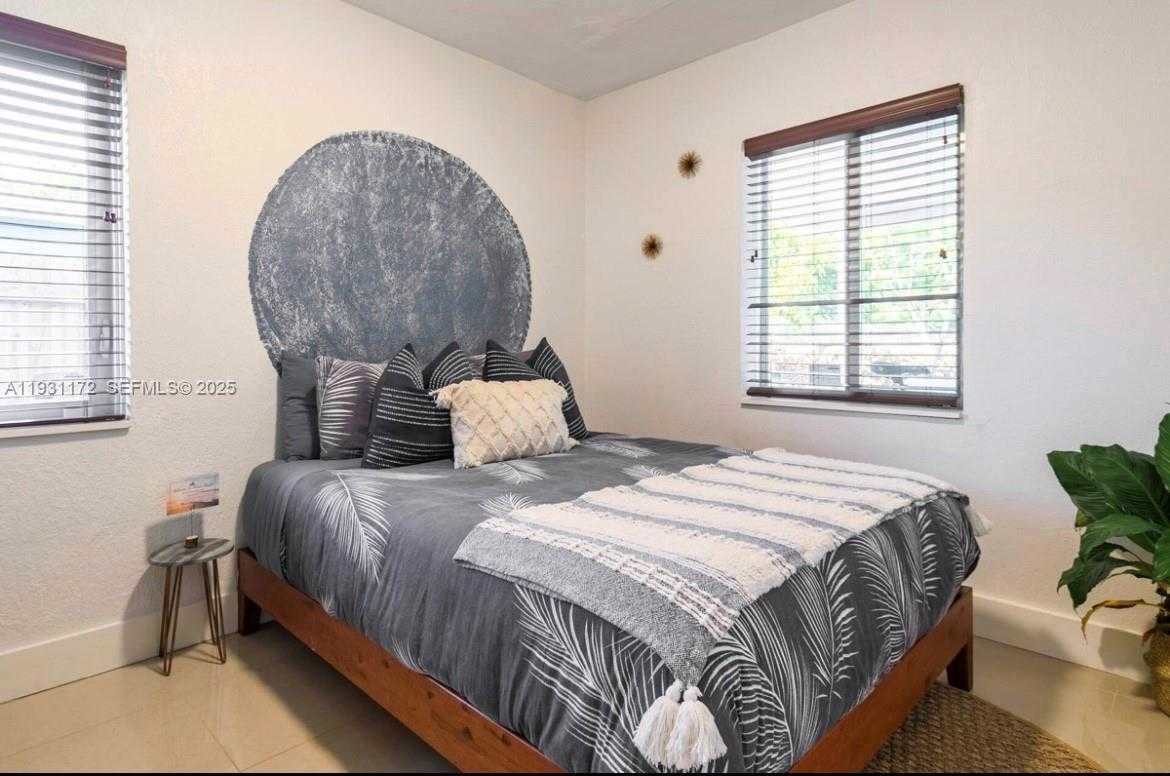 Small Image of 1243 NORTH WEST 3RD AVE, Fort Lauderdale Number 24