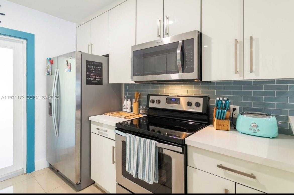 Small Image of 1243 NORTH WEST 3RD AVE, Fort Lauderdale Number 4