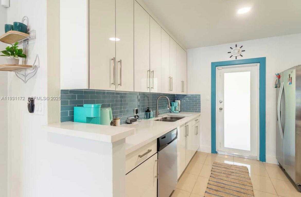 Small Image of 1243 NORTH WEST 3RD AVE, Fort Lauderdale Number 5