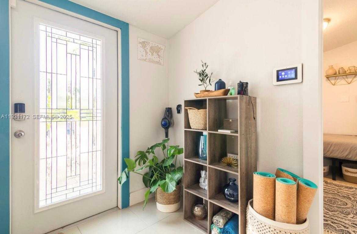 Small Image of 1243 NORTH WEST 3RD AVE, Fort Lauderdale Number 8