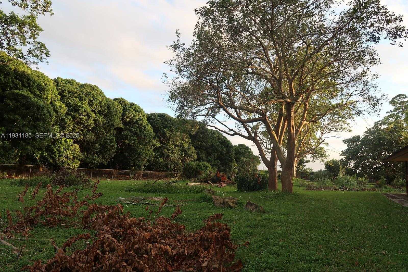 Small Image of 13990 SOUTH WEST 192ND ST, Miami Number 14