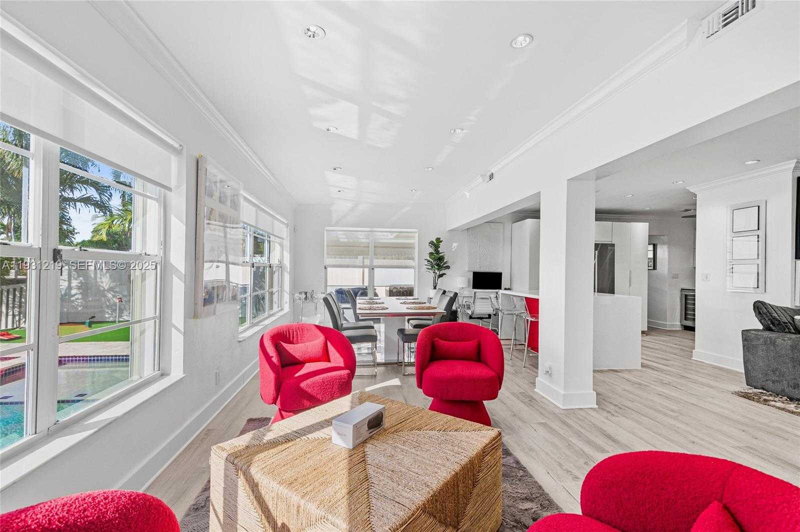 Small Image of 2207 NORTH EAST 16TH AVE, Wilton Manors Number 11