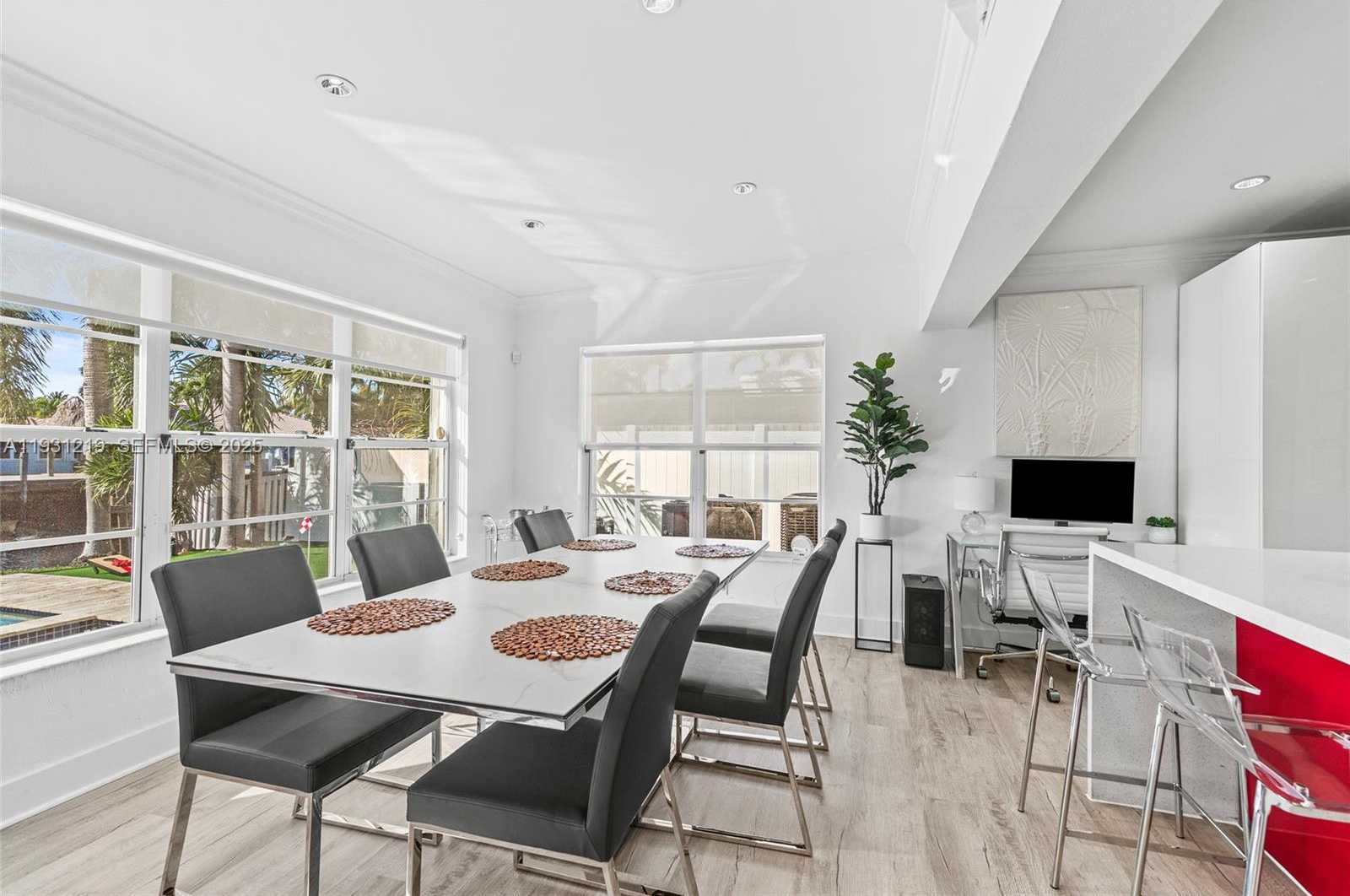 Small Image of 2207 NORTH EAST 16TH AVE, Wilton Manors Number 13