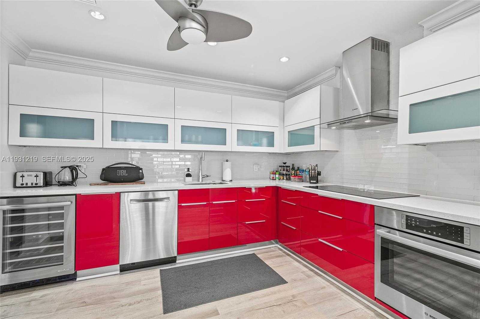 Small Image of 2207 NORTH EAST 16TH AVE, Wilton Manors Number 14