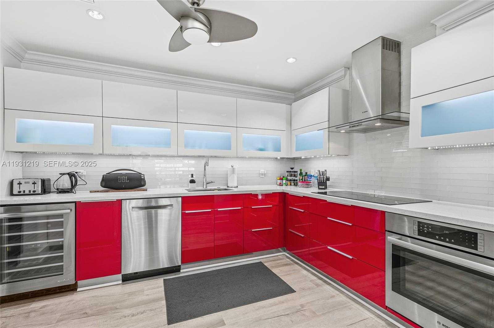 Small Image of 2207 NORTH EAST 16TH AVE, Wilton Manors Number 15