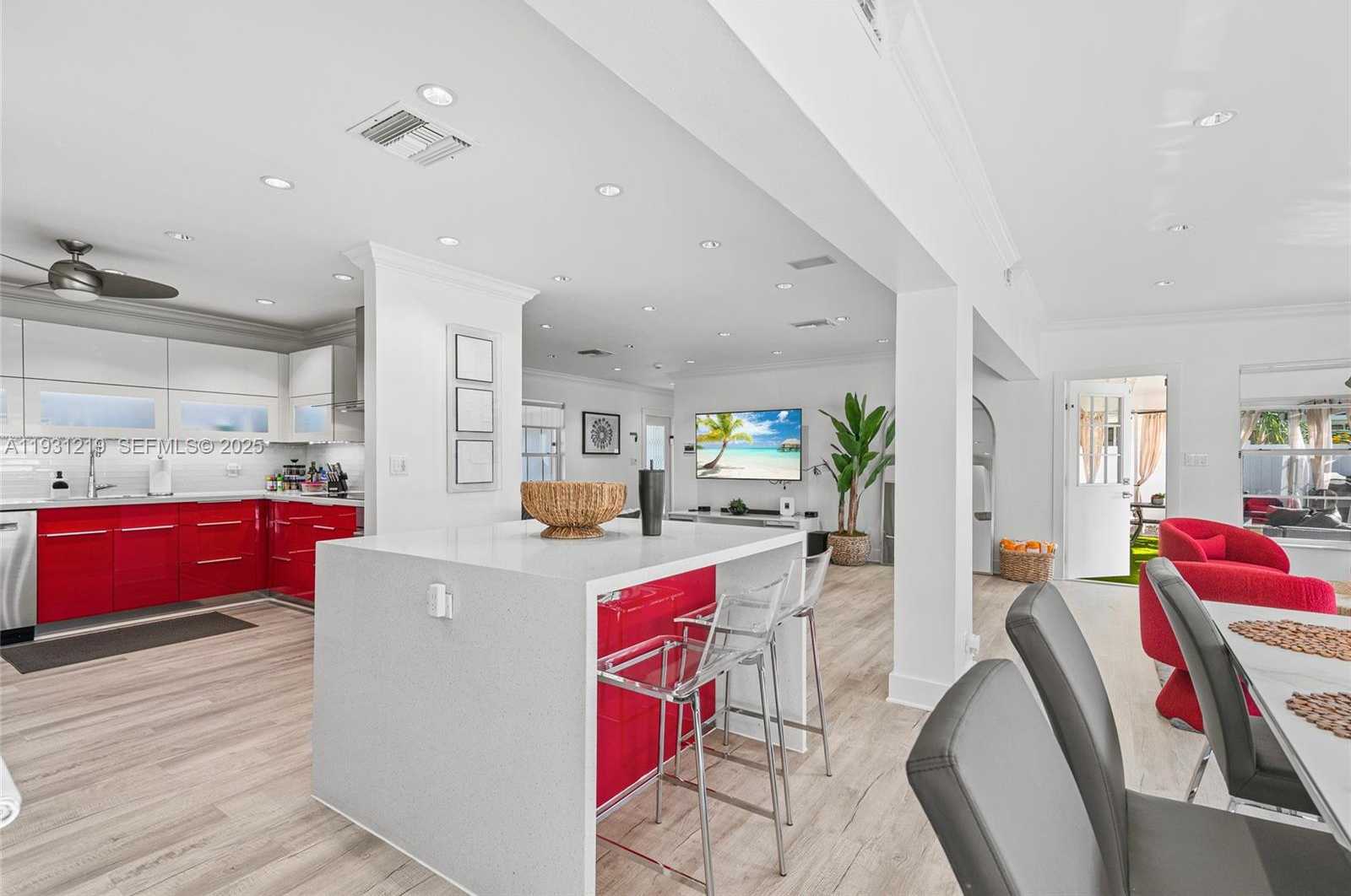 Small Image of 2207 NORTH EAST 16TH AVE, Wilton Manors Number 16