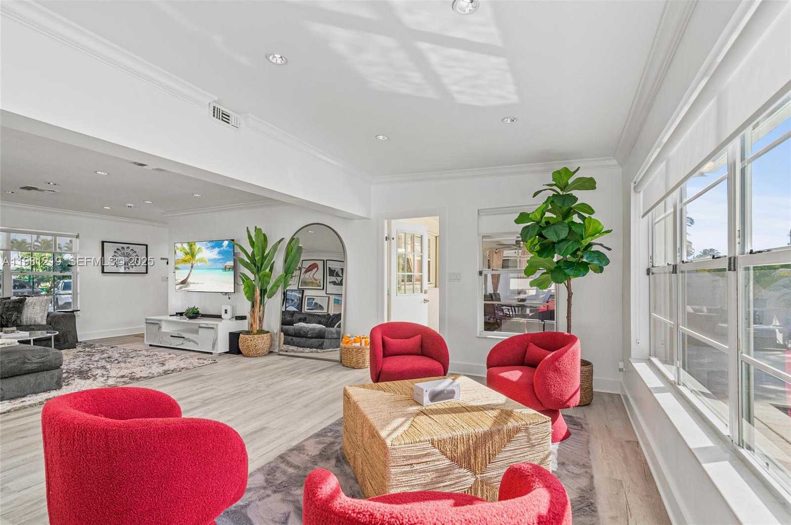 Small Image of 2207 NORTH EAST 16TH AVE, Wilton Manors Number 19