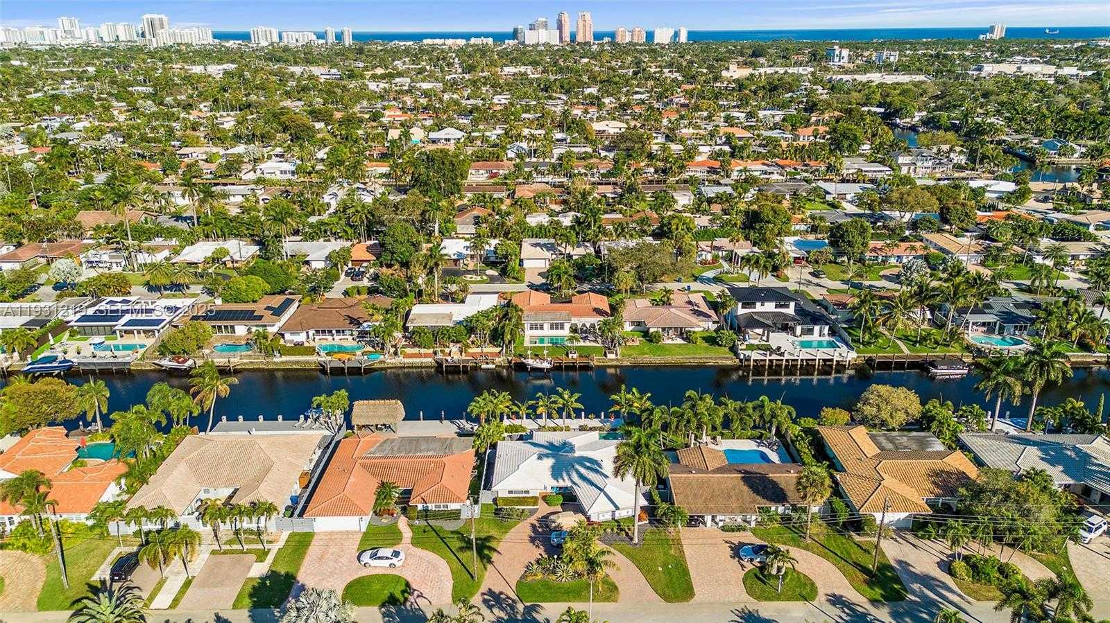 Small Image of 2207 NORTH EAST 16TH AVE, Wilton Manors Number 47