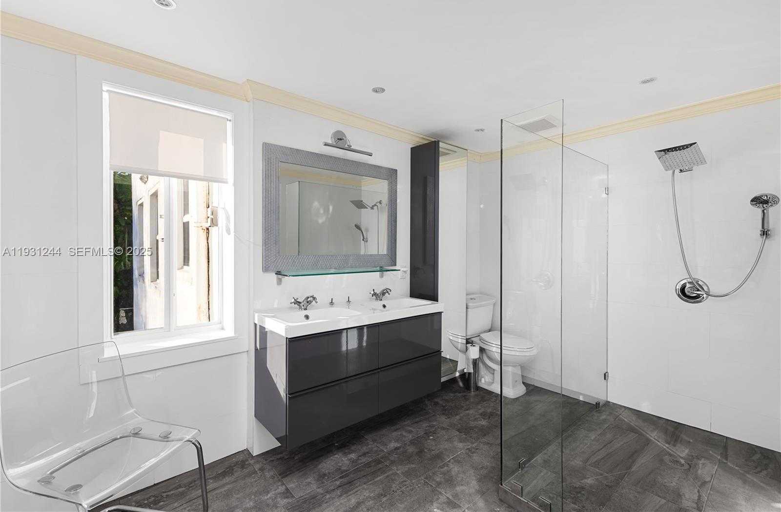 Small Image of 820 NORTH EAST 83RD ST, Miami Number 32