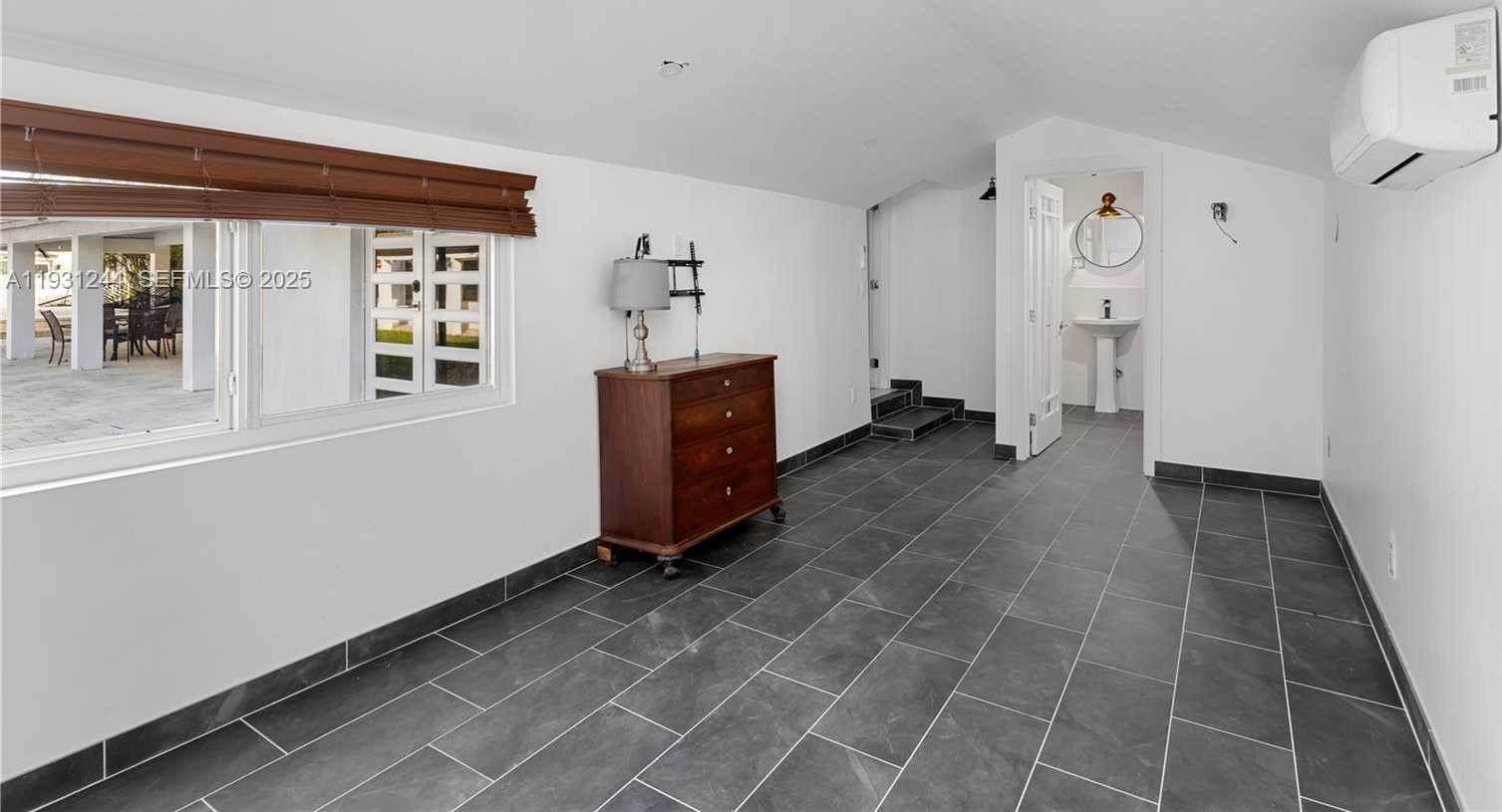 Small Image of 820 NORTH EAST 83RD ST, Miami Number 33