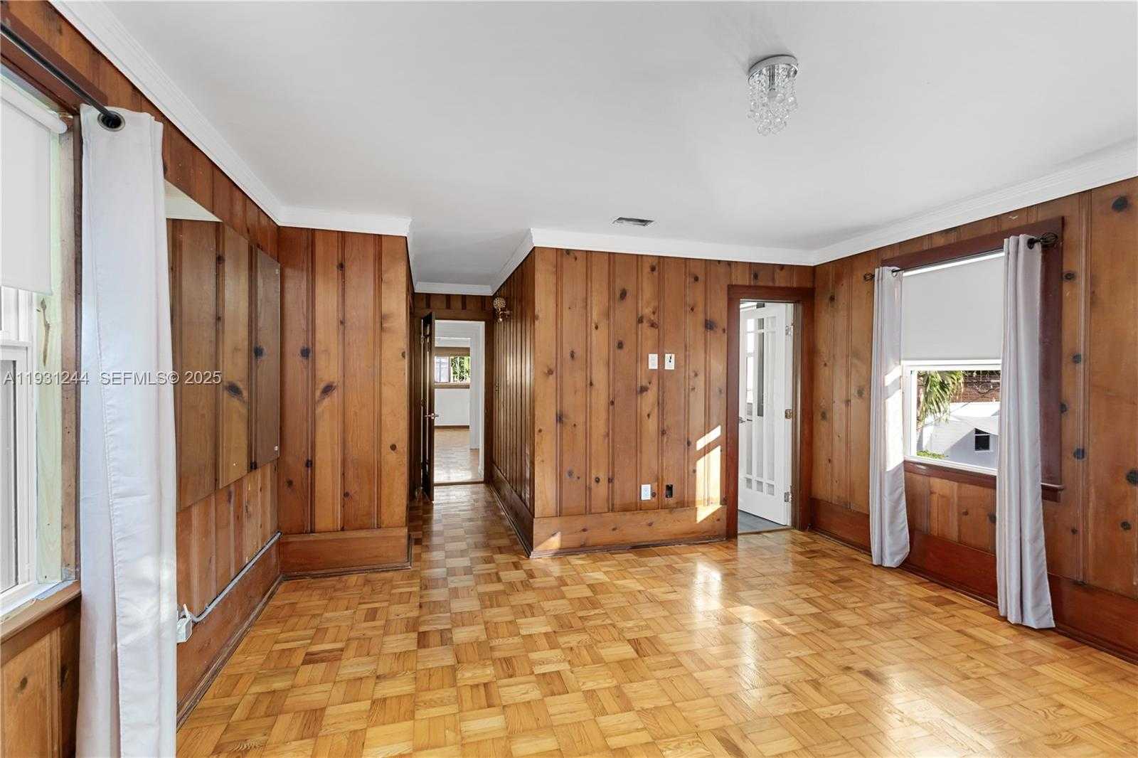 Small Image of 820 NORTH EAST 83RD ST, Miami Number 41