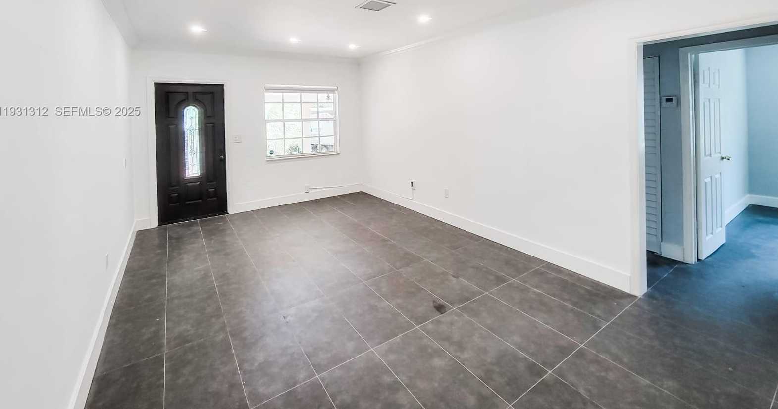 Small Image of 3689 SOUTH WEST 1ST AVE, Miami Number 13