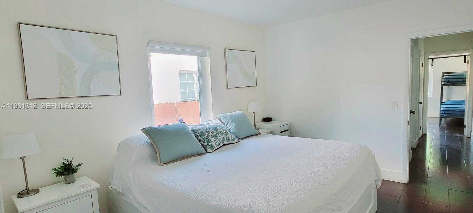 Small Image of 3689 SOUTH WEST 1ST AVE, Miami Number 8