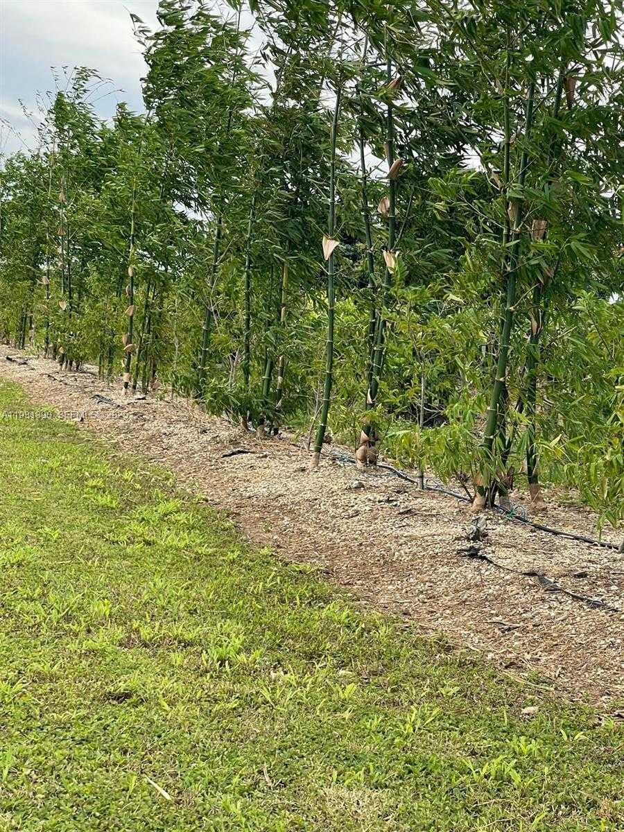 Small Image of 340 SOUTH WEST 217 AVE, Homestead Number 18