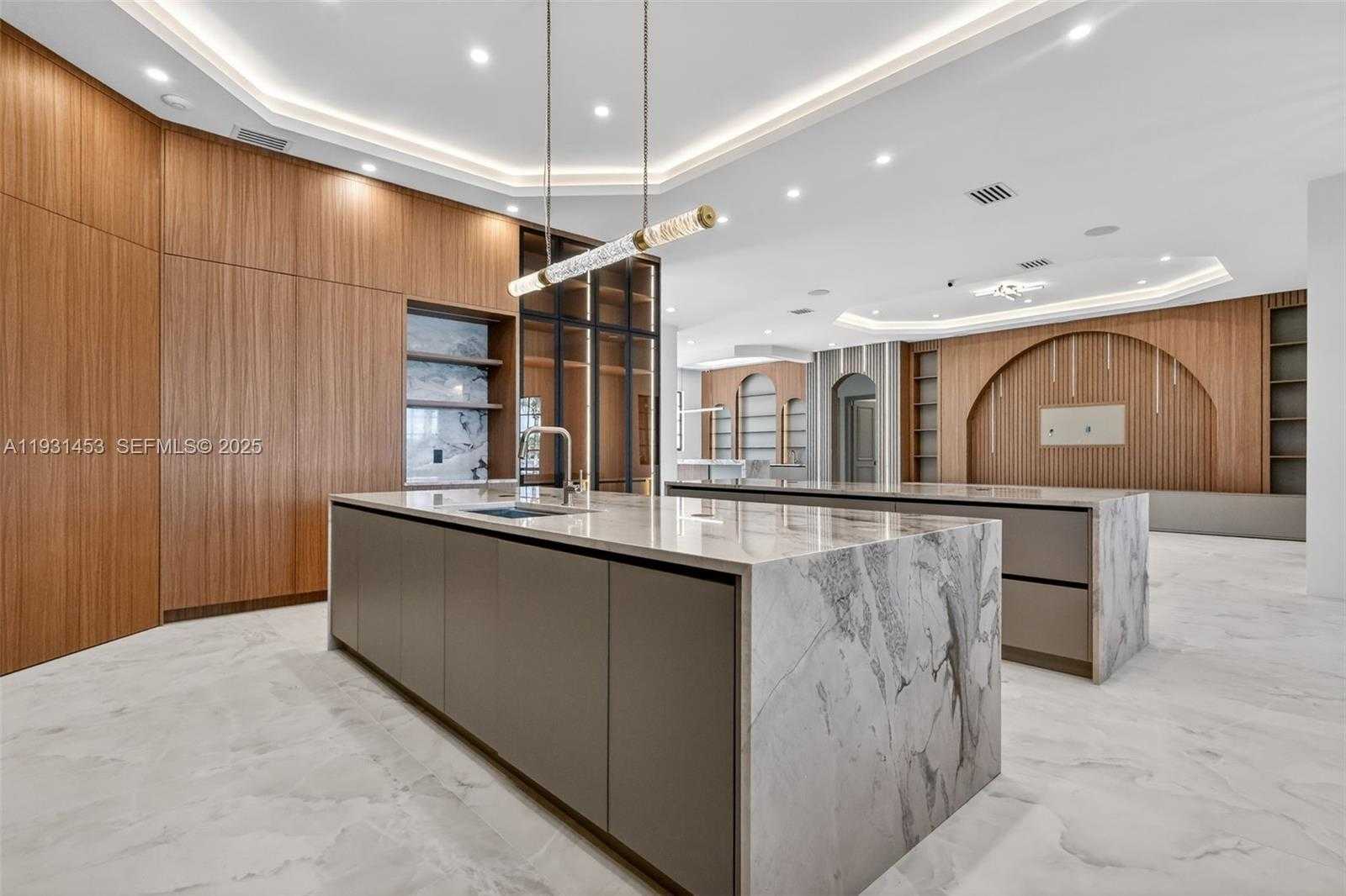 Small Image of 14891 SOUTH WEST 20TH ST, Davie Number 17