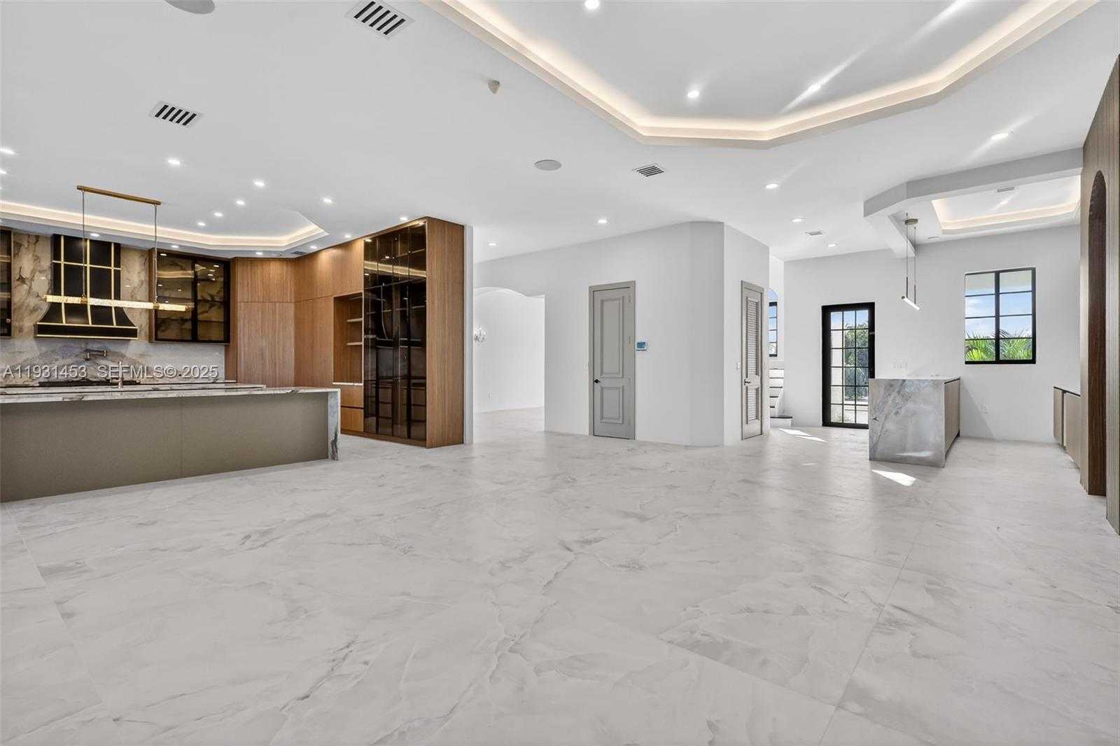 Small Image of 14891 SOUTH WEST 20TH ST, Davie Number 18