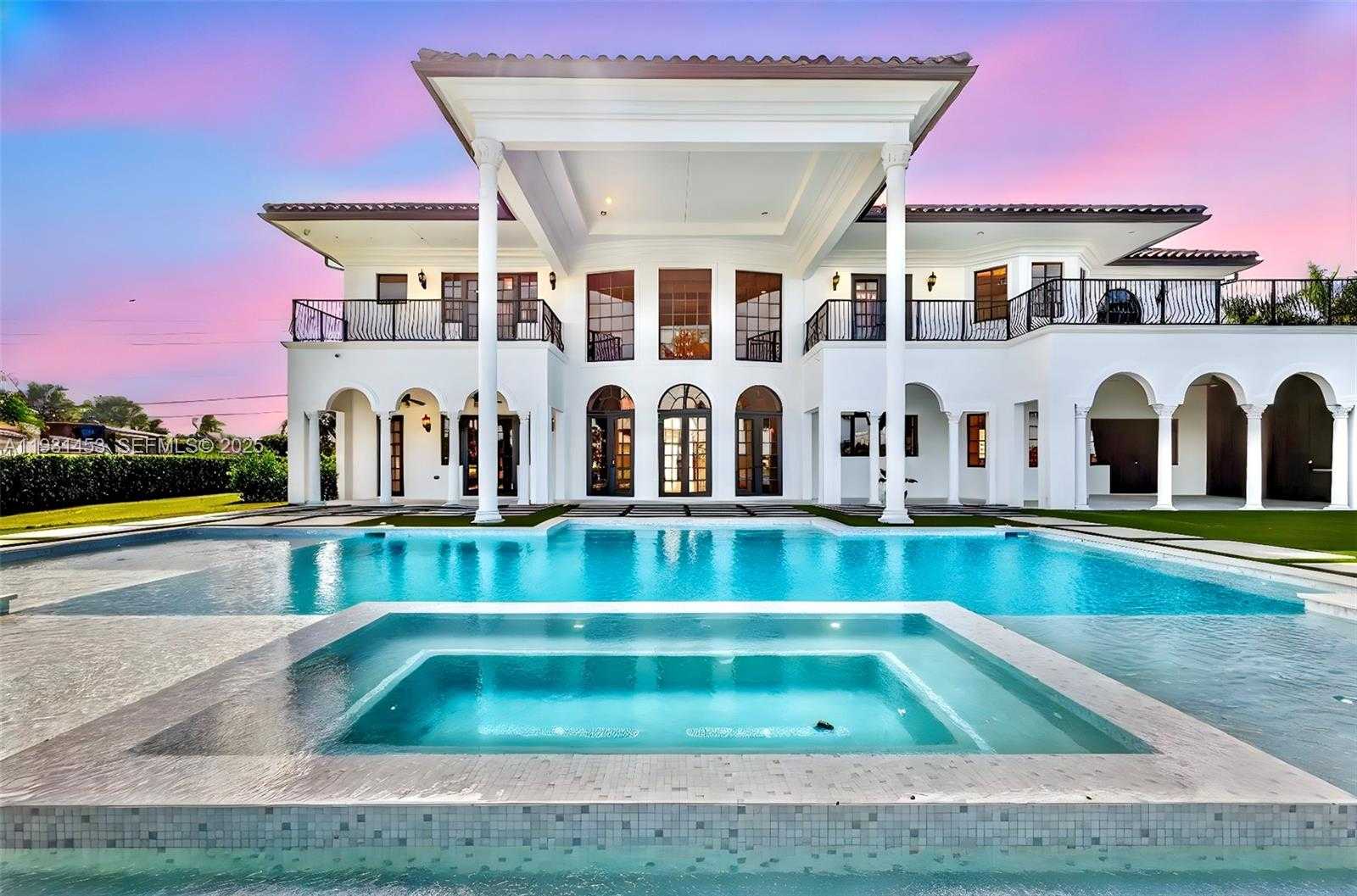 Small Image of 14891 SOUTH WEST 20TH ST, Davie Number 2