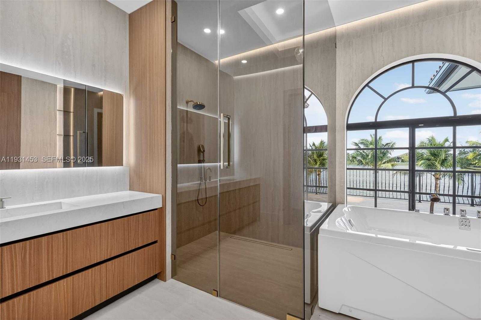 Small Image of 14891 SOUTH WEST 20TH ST, Davie Number 31