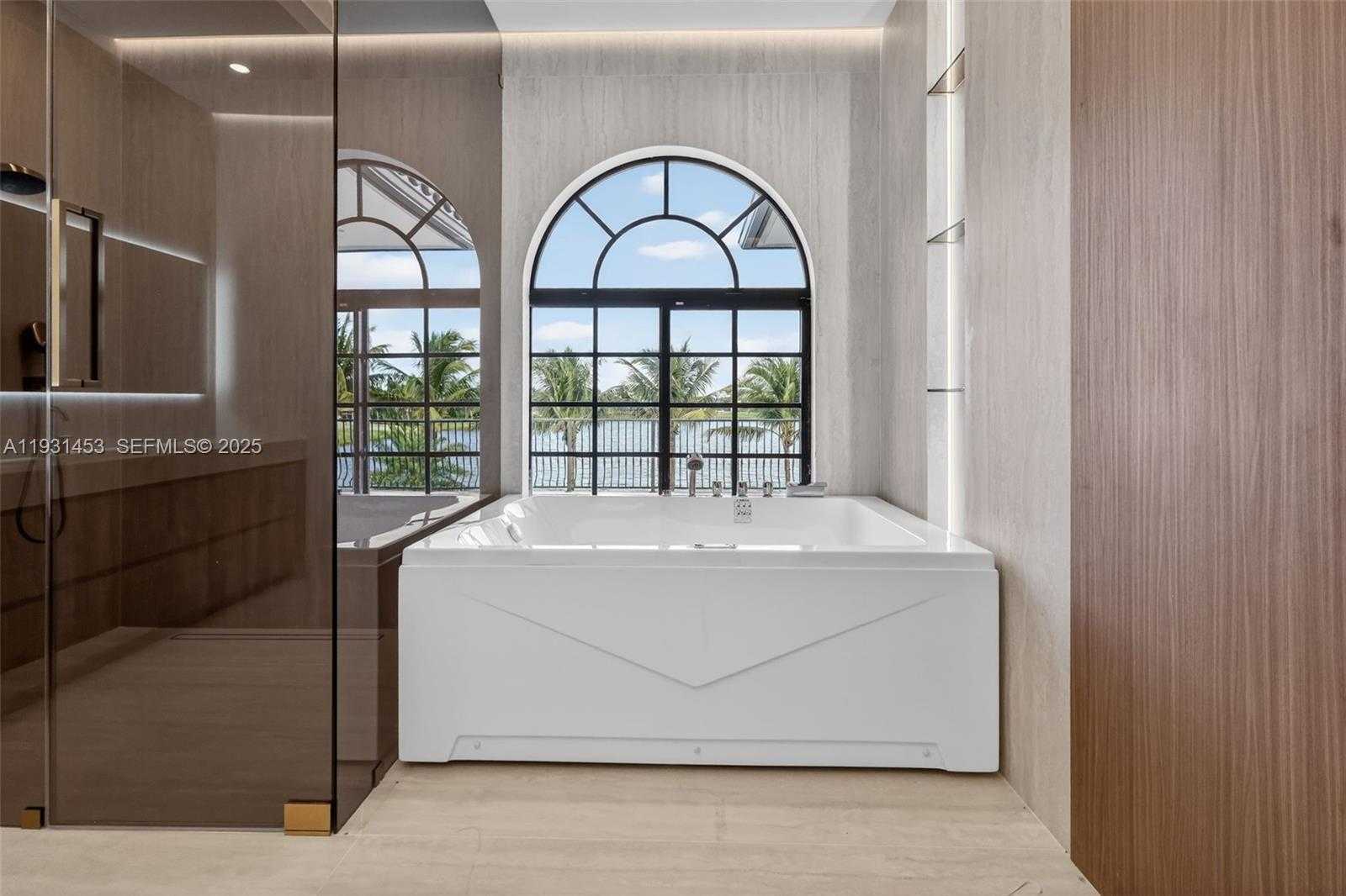 Small Image of 14891 SOUTH WEST 20TH ST, Davie Number 32